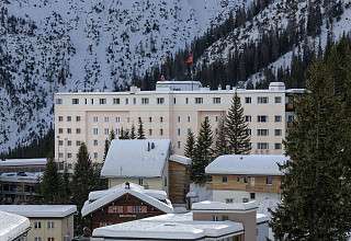 Aussenansicht Winter - Sunstar Hotel Arosa