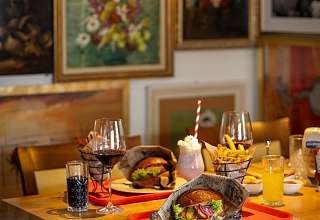 Blind Pig- Sunstar Hotel Arosa